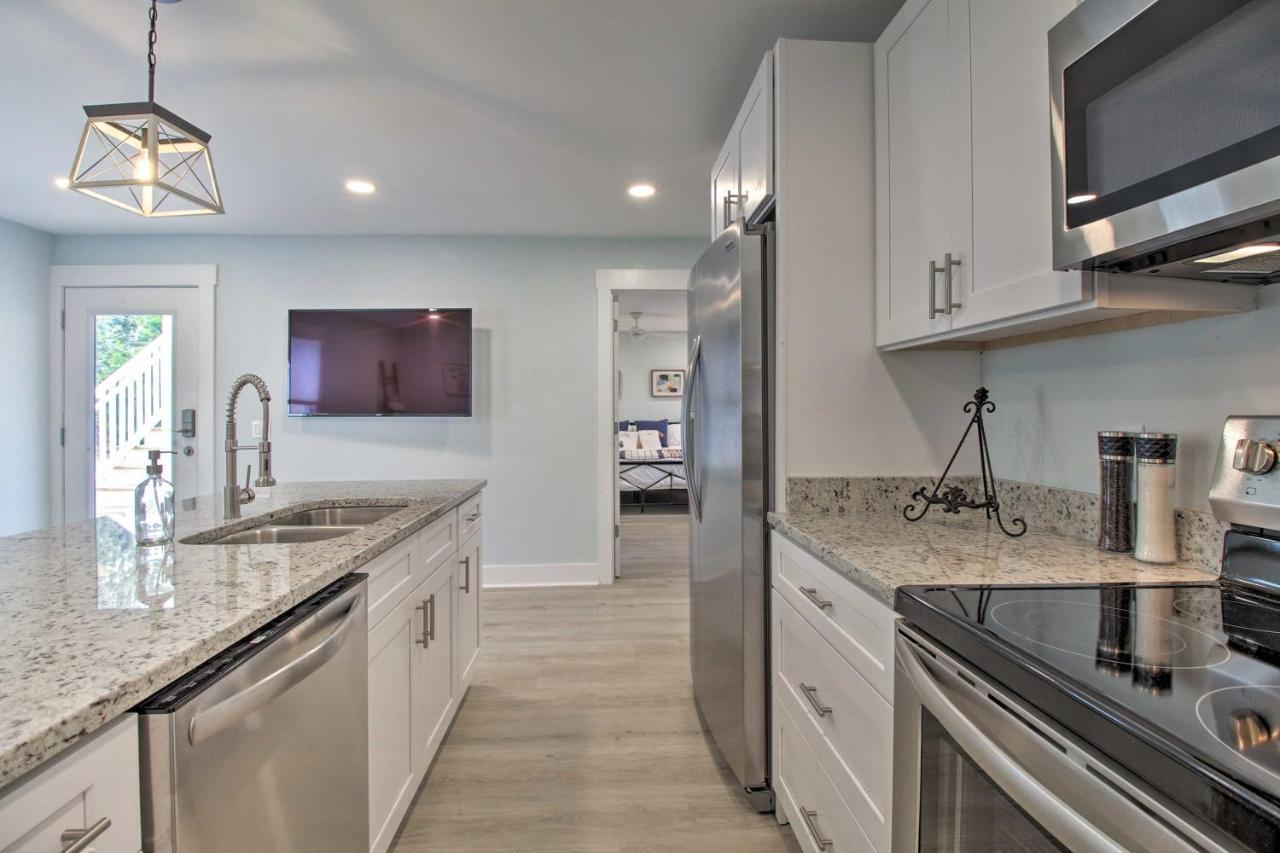 New! Renovated 2 Bed 2 Bath Apartment Downtown 보퍼트 외부 사진