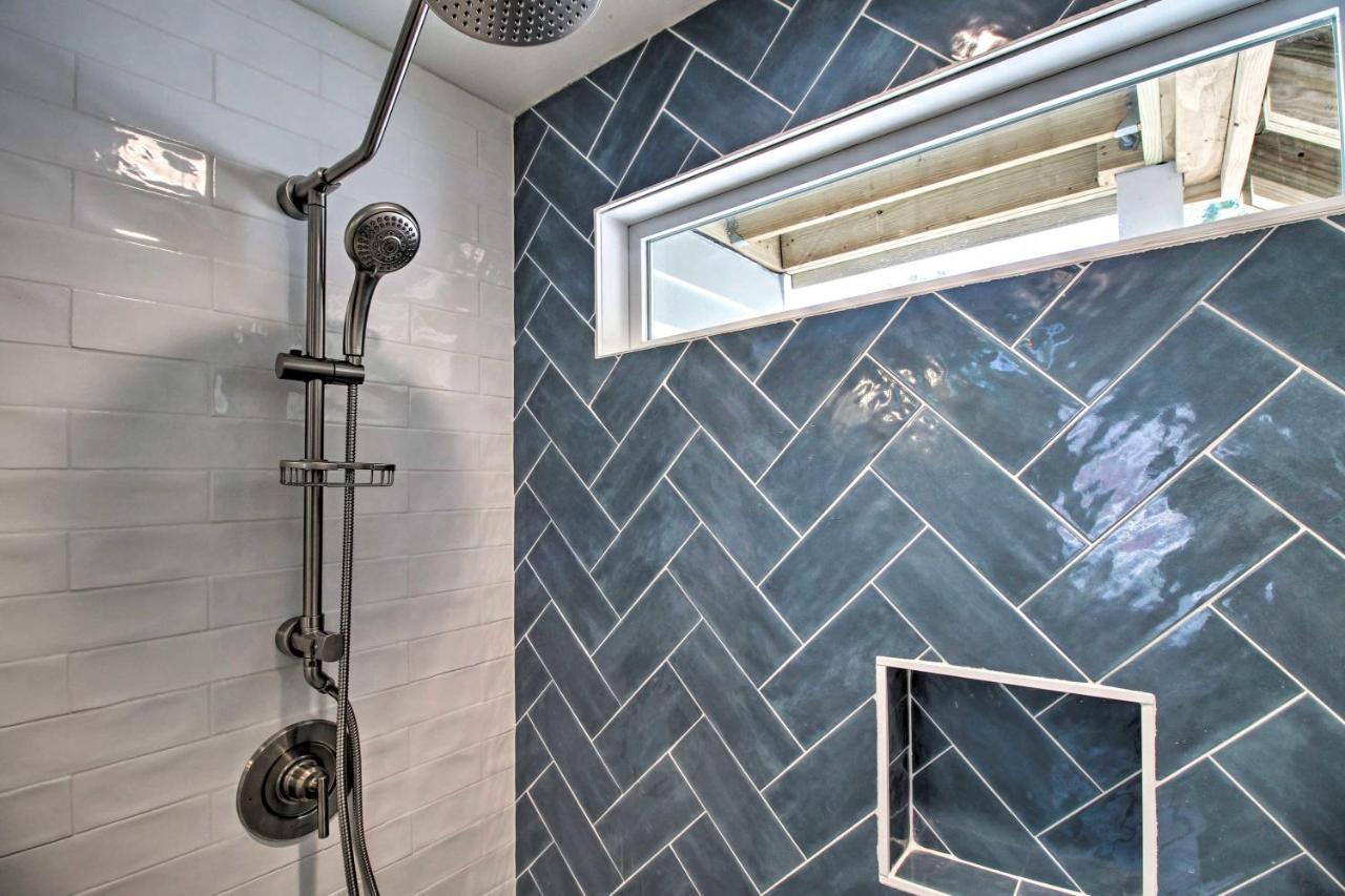 New! Renovated 2 Bed 2 Bath Apartment Downtown 보퍼트 외부 사진
